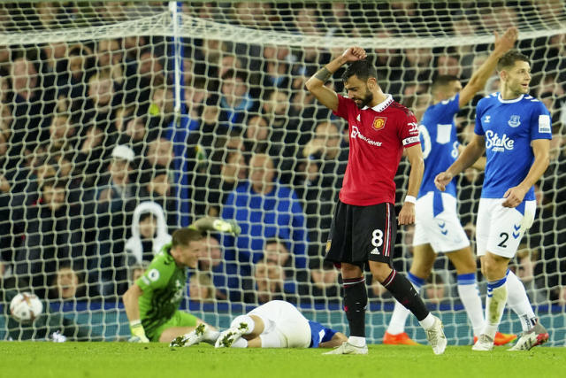 记者：拜仁对霍村前锋阿斯拉尼兴趣愈发明确，已开始相关接触