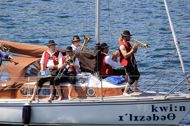 利物浦vs毕包第20分钟比赛暂停，全场球员、观众鼓掌致敬若塔